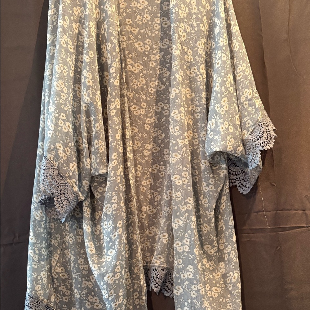 Maurices Blue Floral Lace Trim Tunic